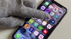 苹果新专利显示未来iPhone可以戴着手套使用